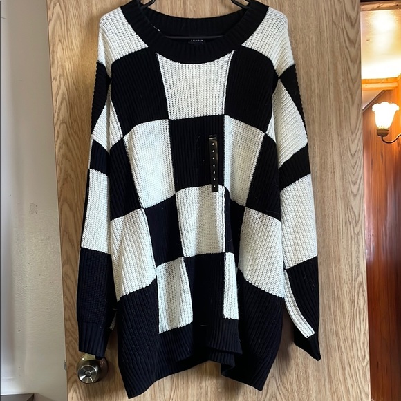 NWT Torrid Pullover Drop Shoulder Sweater - Picture 4 of 5